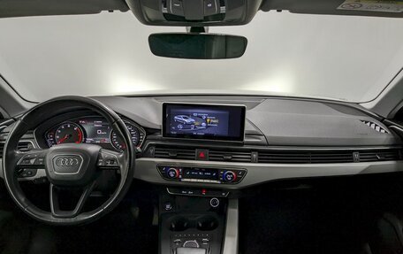 Audi A4, 2019 год, 1 950 000 рублей, 24 фотография