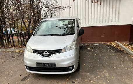 Nissan NV200, 2015 год, 1 600 000 рублей, 3 фотография