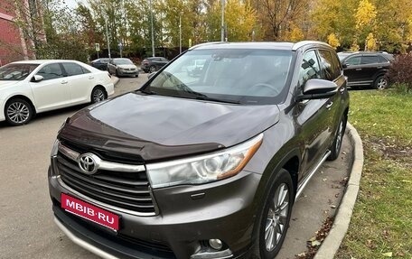 Toyota Highlander III, 2014 год, 3 199 000 рублей, 1 фотография