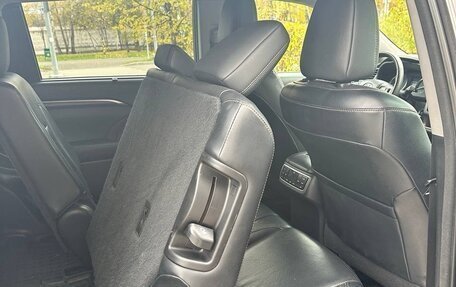 Toyota Highlander III, 2014 год, 3 199 000 рублей, 8 фотография