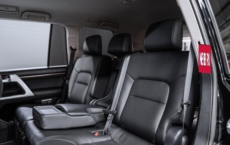Toyota Land Cruiser 200, 2018 год, 5 600 000 рублей, 19 фотография