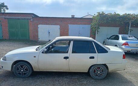 Daewoo Nexia I рестайлинг, 2010 год, 200 000 рублей, 7 фотография