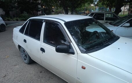 Daewoo Nexia I рестайлинг, 2010 год, 200 000 рублей, 17 фотография