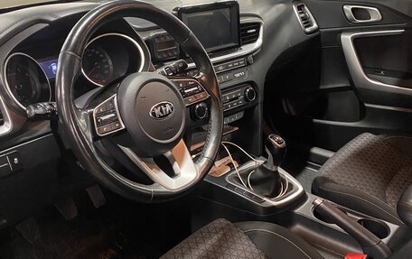 KIA cee'd III, 2018 год, 2 100 000 рублей, 14 фотография