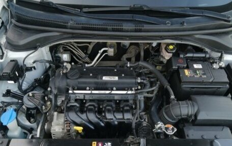 Hyundai Solaris II рестайлинг, 2018 год, 1 700 000 рублей, 6 фотография