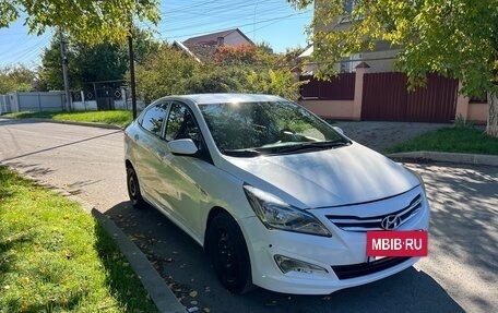 Hyundai Solaris II рестайлинг, 2015 год, 670 000 рублей, 16 фотография