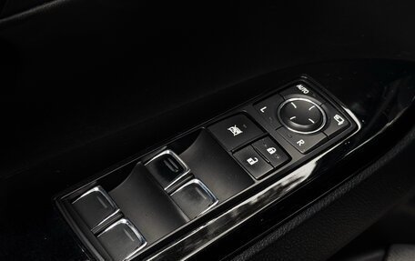 Lexus LX III, 2016 год, 6 599 990 рублей, 18 фотография