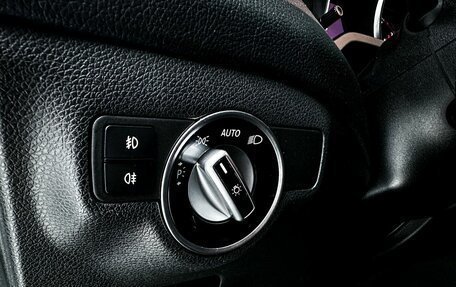 Mercedes-Benz GLA, 2019 год, 3 100 000 рублей, 14 фотография