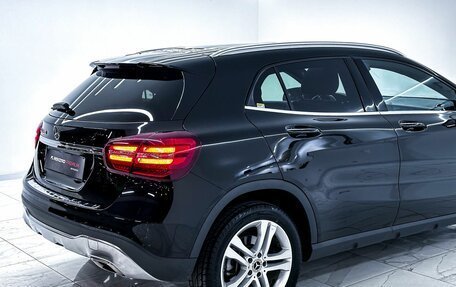 Mercedes-Benz GLA, 2019 год, 3 100 000 рублей, 31 фотография