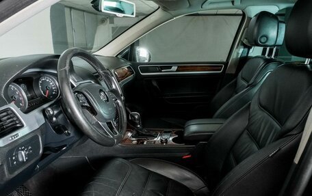 Volkswagen Touareg III, 2013 год, 1 521 500 рублей, 6 фотография