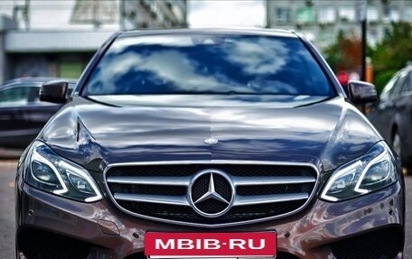 Mercedes-Benz E-Класс, 2013 год, 2 450 000 рублей, 4 фотография