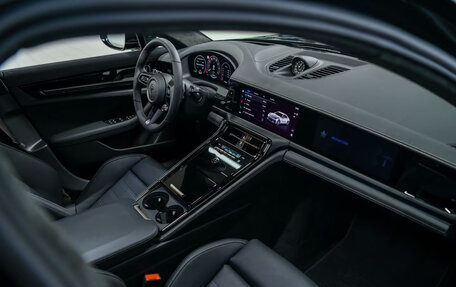 Porsche Panamera, 2025 год, 34 137 688 рублей, 17 фотография