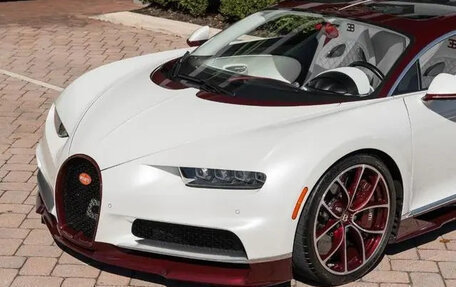 Bugatti Chiron, 2021 год, 332 510 400 рублей, 1 фотография