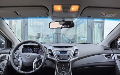 Hyundai Elantra V, 2015 год, 950 000 рублей, 16 фотография