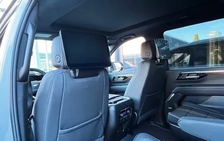 Chevrolet Suburban, 2024 год, 18 190 000 рублей, 9 фотография