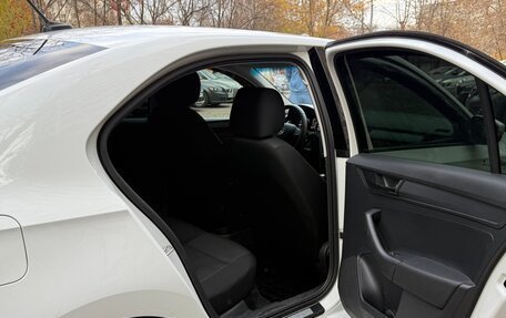 Skoda Rapid I, 2018 год, 1 900 000 рублей, 10 фотография