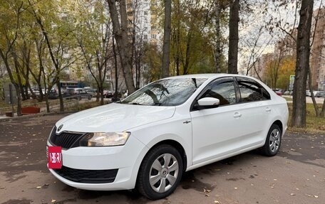 Skoda Rapid I, 2018 год, 1 900 000 рублей, 2 фотография