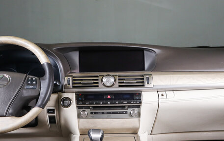 Lexus LS IV, 2013 год, 2 749 000 рублей, 17 фотография