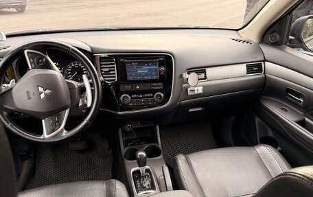 Mitsubishi Outlander III рестайлинг 3, 2013 год, 7 фотография