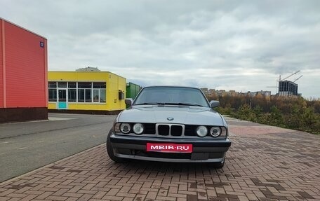 BMW 5 серия, 1989 год, 430 000 рублей, 1 фотография