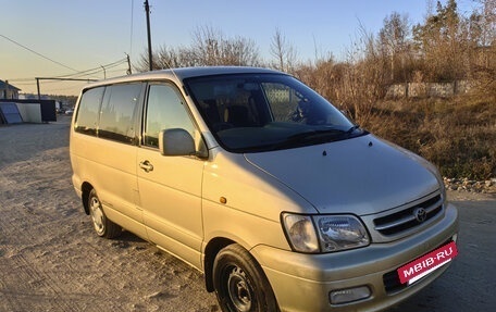 Toyota Town Ace III, 2001 год, 700 000 рублей, 4 фотография