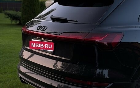 Audi e-tron I, 2021 год, 5 300 000 рублей, 12 фотография