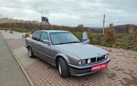 BMW 5 серия, 1989 год, 430 000 рублей, 3 фотография