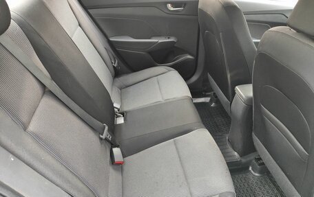 Hyundai Solaris II рестайлинг, 2017 год, 1 299 000 рублей, 11 фотография