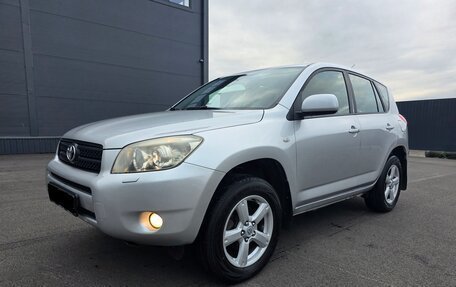 Toyota RAV4, 2005 год, 950 000 рублей, 2 фотография
