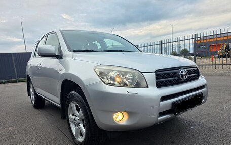 Toyota RAV4, 2005 год, 950 000 рублей, 3 фотография