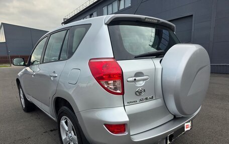 Toyota RAV4, 2005 год, 950 000 рублей, 7 фотография