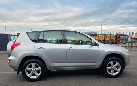 Toyota RAV4, 2005 год, 950 000 рублей, 5 фотография