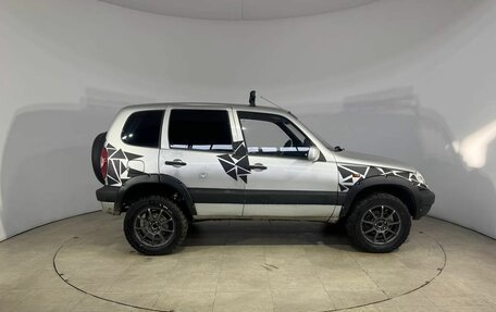 Chevrolet Niva I рестайлинг, 2003 год, 300 000 рублей, 5 фотография