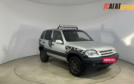 Chevrolet Niva I рестайлинг, 2003 год, 300 000 рублей, 3 фотография