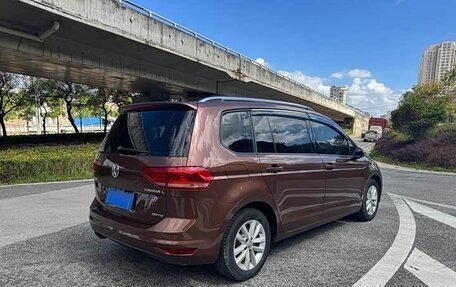Volkswagen Touran III, 2021 год, 1 443 000 рублей, 4 фотография
