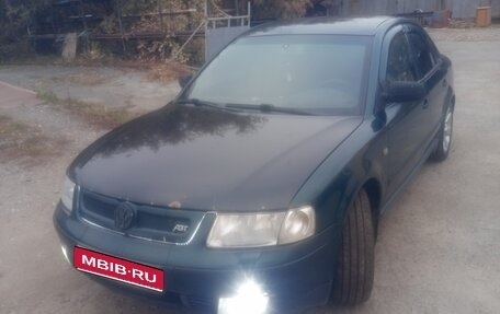 Volkswagen Passat B5+ рестайлинг, 1998 год, 270 000 рублей, 1 фотография