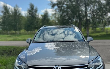 Volkswagen Touareg III, 2017 год, 3 200 000 рублей, 1 фотография