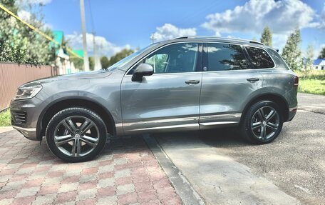 Volkswagen Touareg III, 2017 год, 3 200 000 рублей, 4 фотография