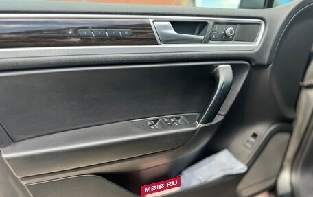 Volkswagen Touareg III, 2017 год, 3 200 000 рублей, 7 фотография