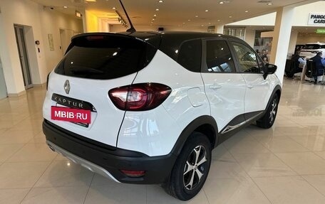 Renault Kaptur I рестайлинг, 2022 год, 969 000 рублей, 11 фотография