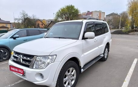 Mitsubishi Pajero IV, 2014 год, 2 200 000 рублей, 1 фотография