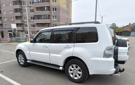 Mitsubishi Pajero IV, 2014 год, 2 200 000 рублей, 5 фотография