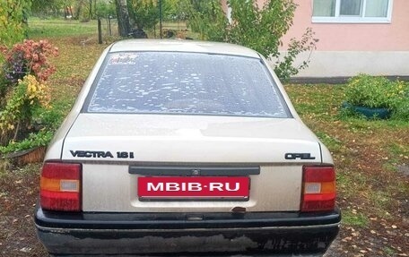 Opel Vectra A, 1990 год, 59 000 рублей, 6 фотография