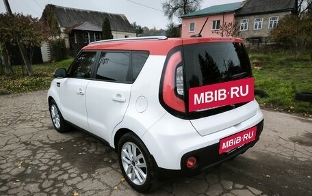 KIA Soul II рестайлинг, 2018 год, 1 900 000 рублей, 7 фотография
