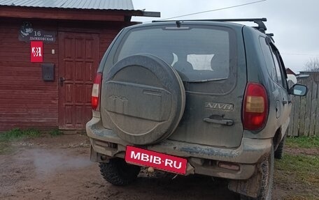 Chevrolet Niva I рестайлинг, 2003 год, 250 000 рублей, 1 фотография