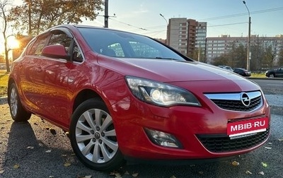 Opel Astra J, 2010 год, 700 000 рублей, 1 фотография