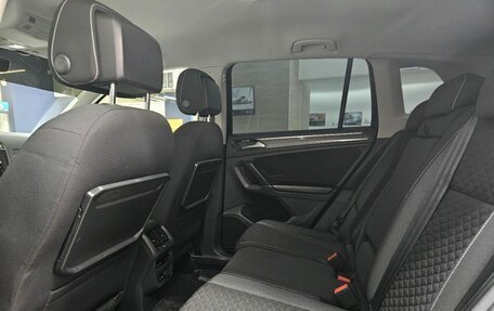 Volkswagen Tiguan II, 2018 год, 1 970 000 рублей, 14 фотография