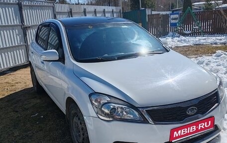 KIA cee'd I рестайлинг, 2011 год, 643 000 рублей, 1 фотография