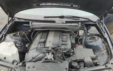 BMW 3 серия, 1998 год, 670 000 рублей, 10 фотография