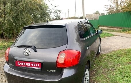 Toyota Auris II, 2009 год, 640 000 рублей, 4 фотография